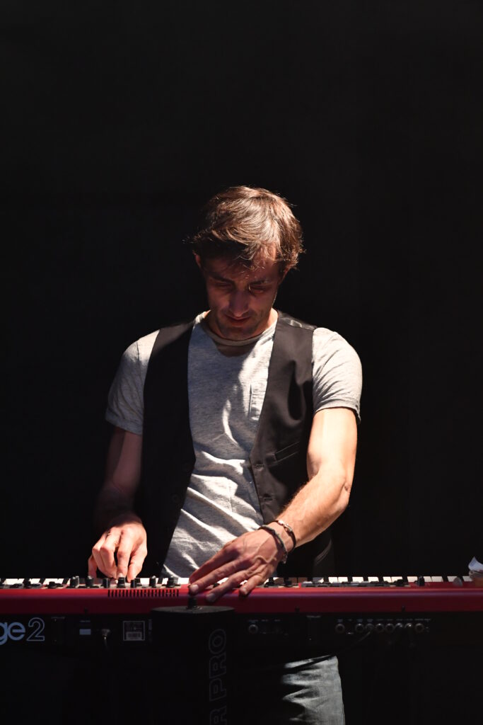 Pianist of Cassidy Live Band – Pop & Rock Band in Cannes
